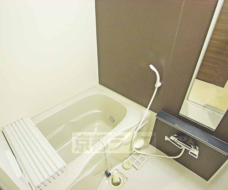 バス・シャワールーム　バスです