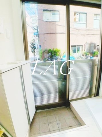 玄関　玄関です。