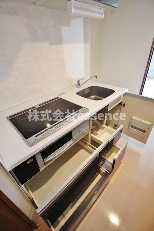 キッチン　弊社ではオンライン対応・現地対応可能です♪