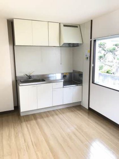 キッチン　※別部屋の写真です