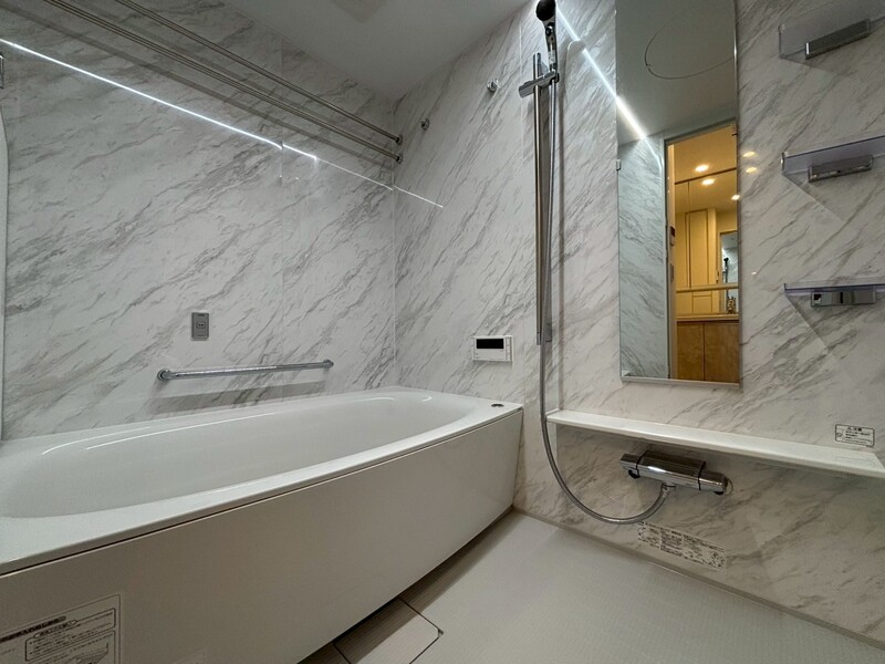 バス・シャワールーム　ジオタワー新町　浴室