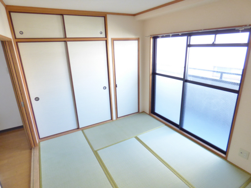 その他　明るい和室