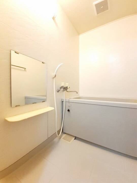 バス・シャワールーム　浴室