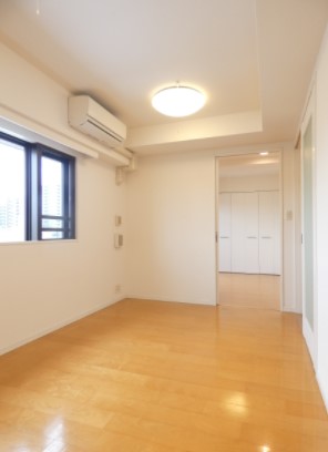 居室・リビング　別号室の参考写真です。