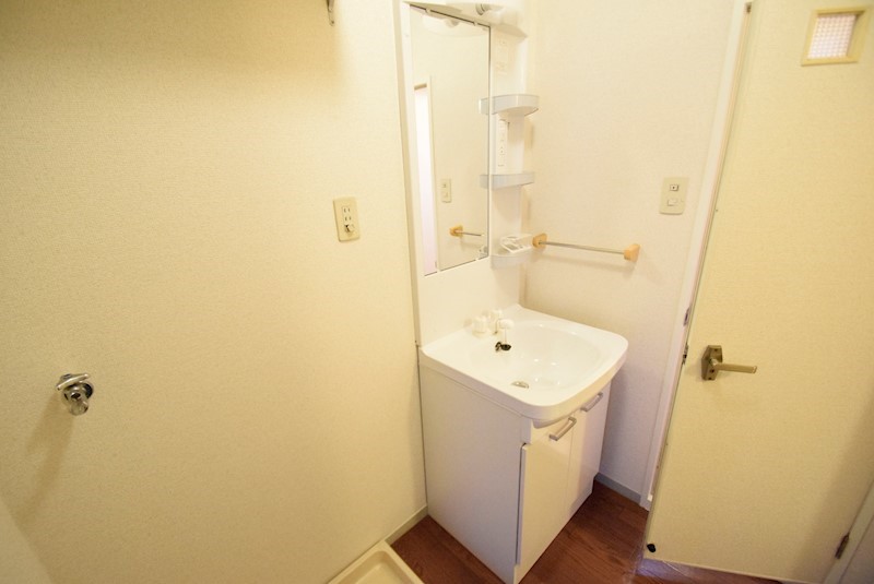 洗面設備　別部屋参考写真