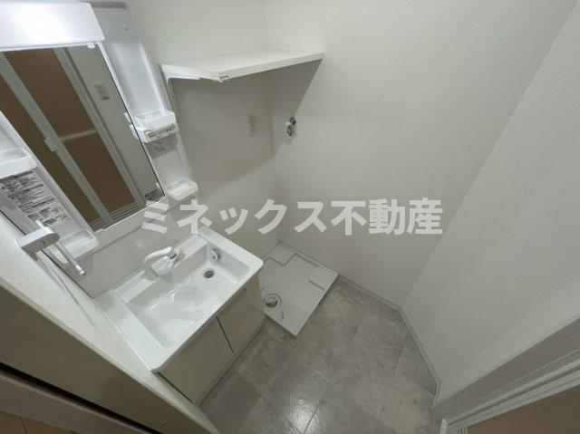 洗面設備　同タイプのお部屋の写真。現況を優先します。