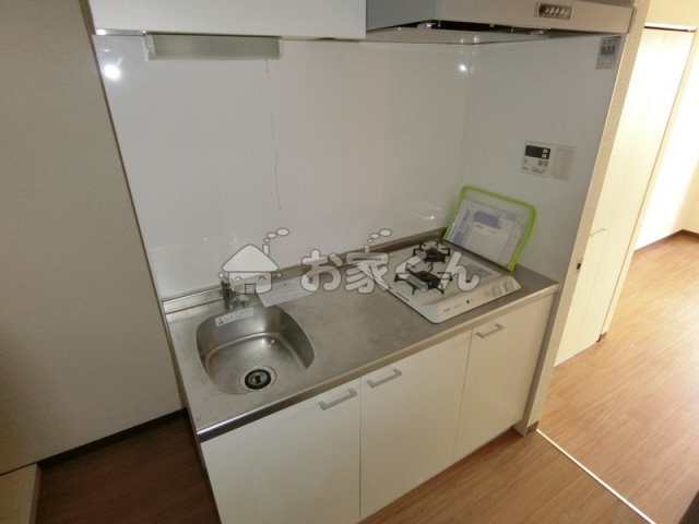 キッチン　二口ガスコンロ付きシステムキッチン