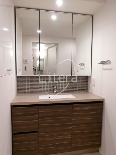 洗面設備　参考写真