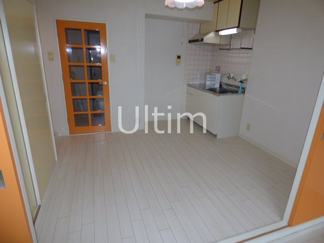 居室・リビング　別部屋のお写真です。ご参考までに！