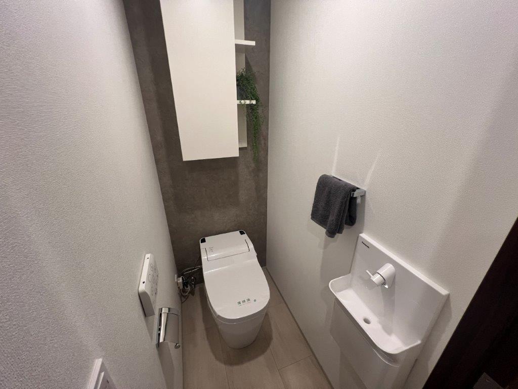 トイレ　別部屋の写真です