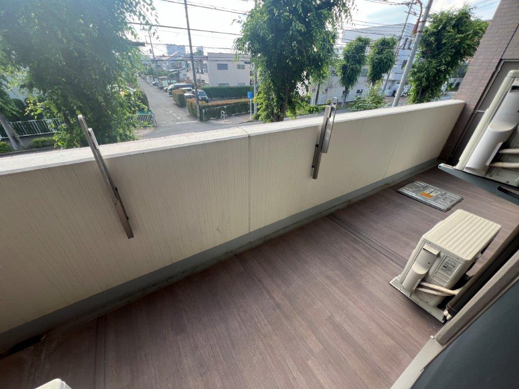 バルコニー　別部屋の写真です