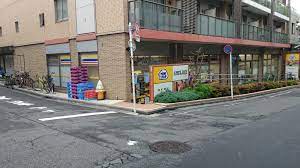 コンビニ　ミニストップ 南青山4丁目店（コンビニ）まで407m