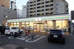 コンビニ　セブンイレブン広島国泰寺2丁目店（コンビニ）まで597m