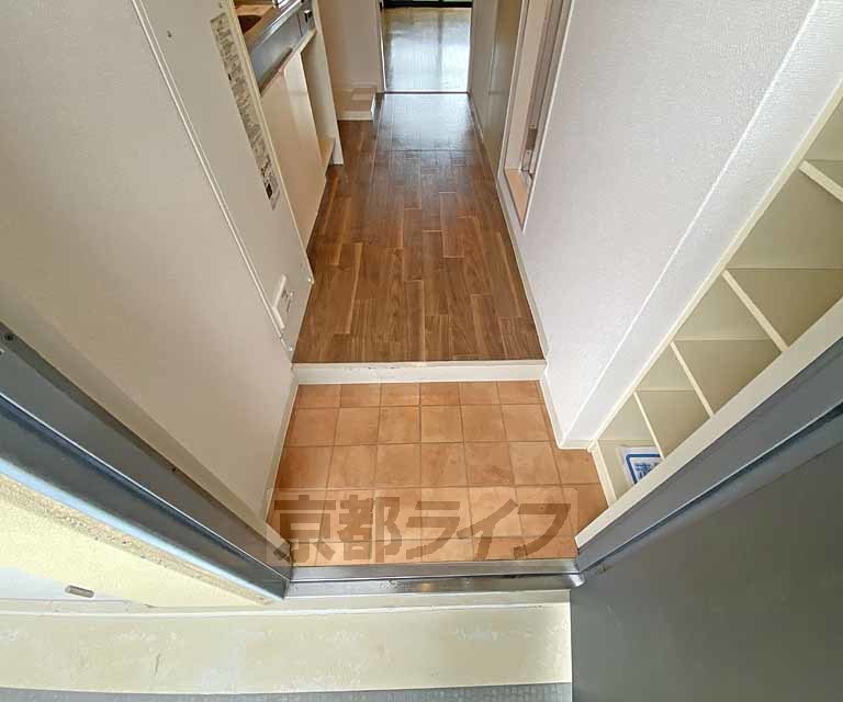 玄関　玄関です。