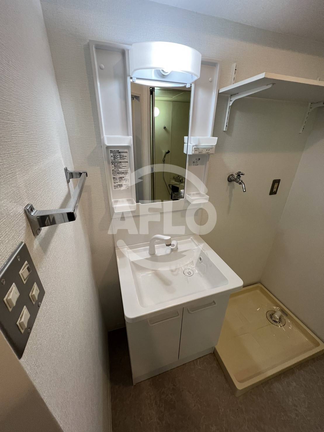 洗面設備　グレース大阪港　独立洗面台