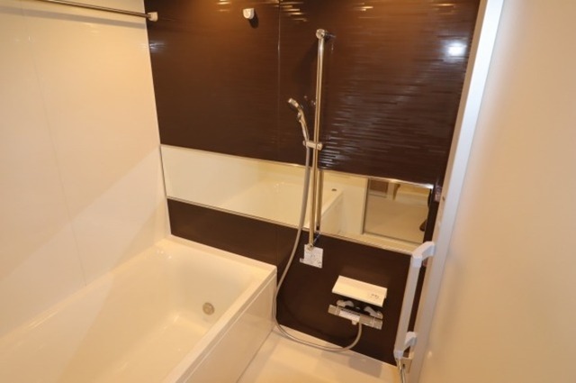 バス・シャワールーム　浴室