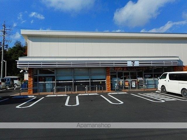 コンビニ　セブンイレブン借宿店（コンビニ）まで1000m