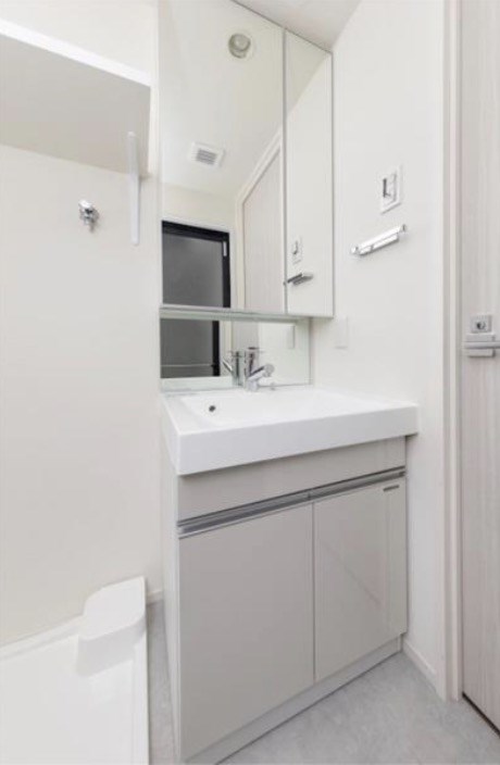 洗面設備　嬉しい独立タイプ