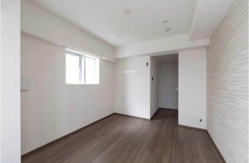 居室・リビング　明るい室内