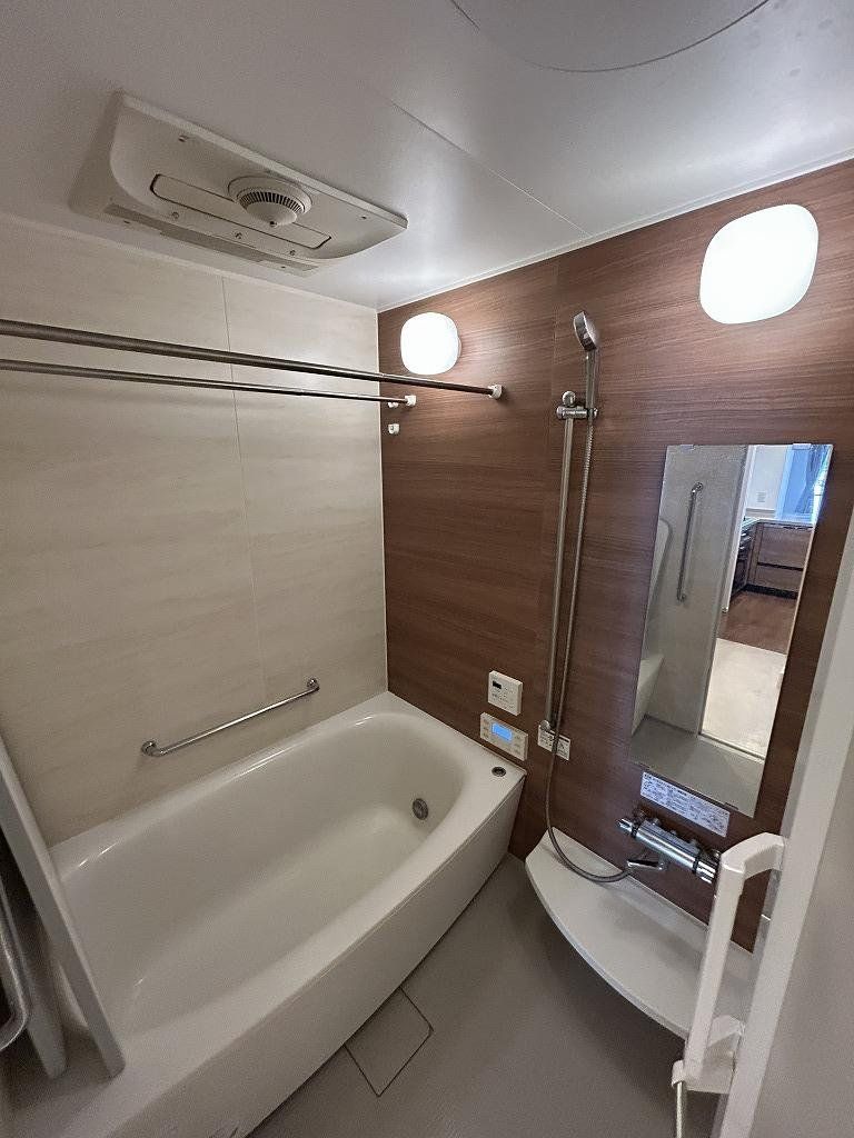 バス・シャワールーム　浴室