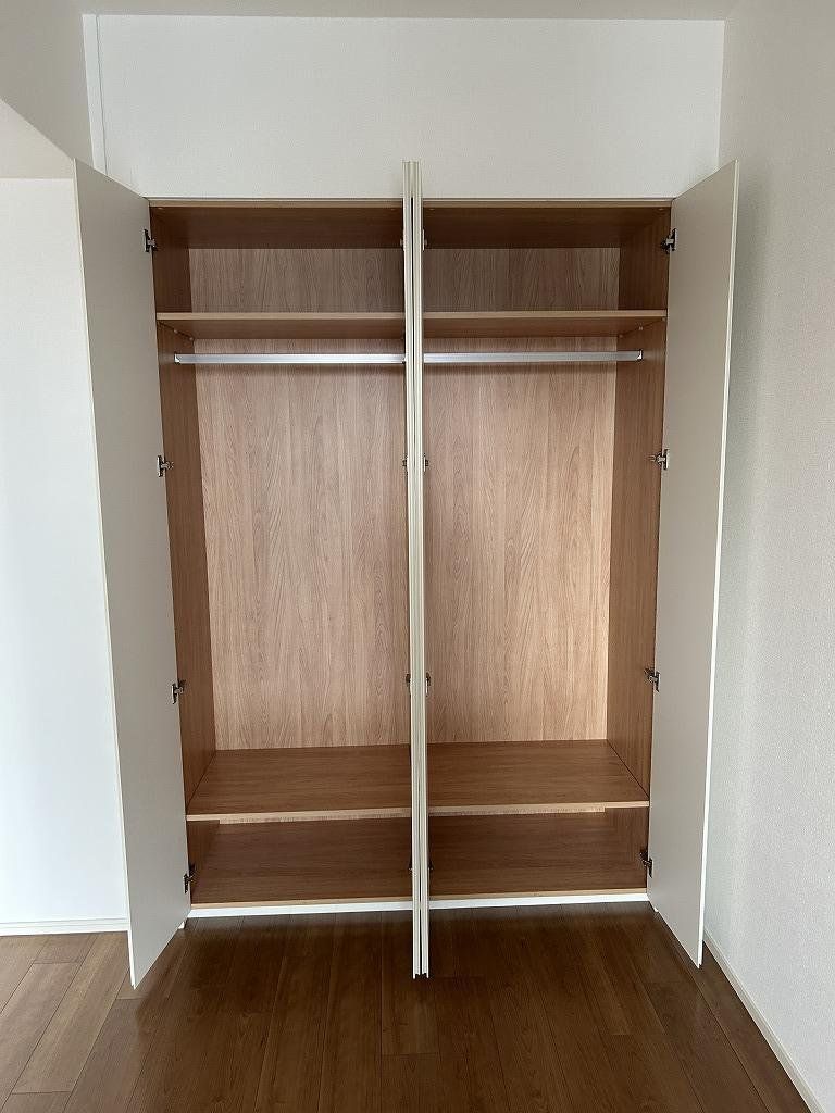 収納　洋室約７．０帖クローゼット