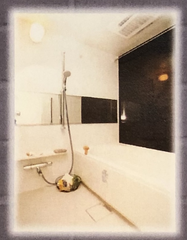 バス・シャワールーム　便利な浴室乾燥機付き♪