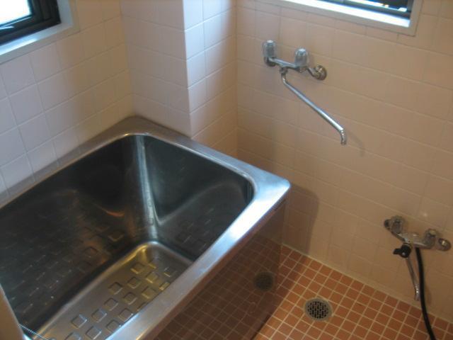 バス・シャワールーム　浴室