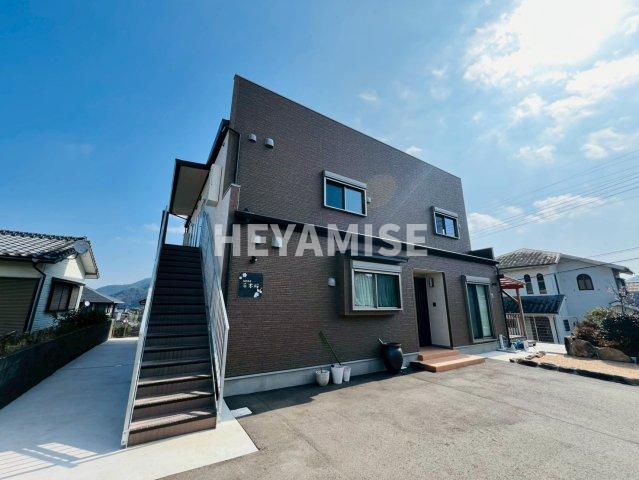 建物外観　※同物件反転タイプの写真でございます※現況を優先します※