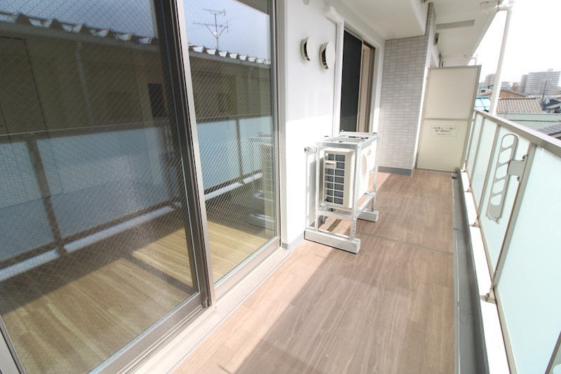 バルコニー　※反転タイプのお写真です