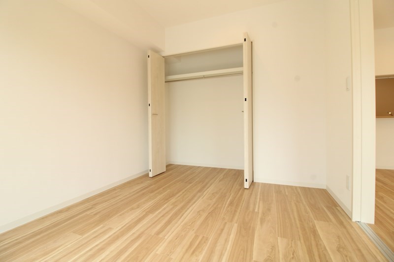 収納　※反転タイプのお写真です