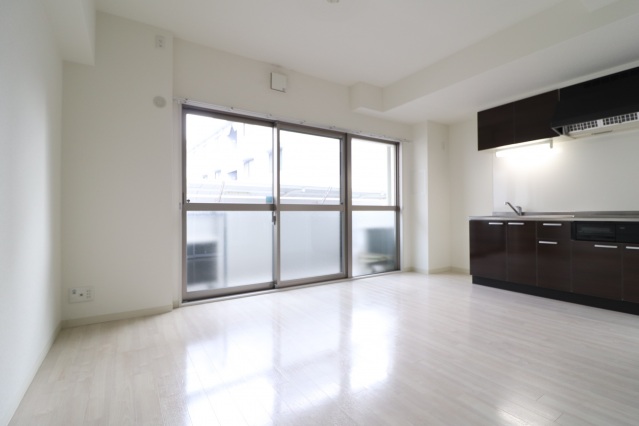 居室・リビング　広いリビング