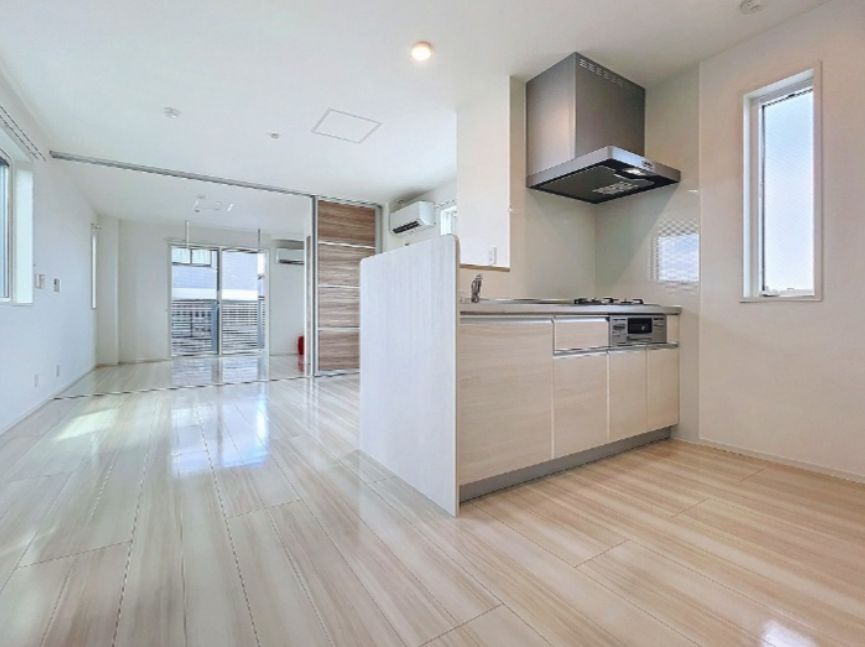 居室・リビング　使いやすい居間です