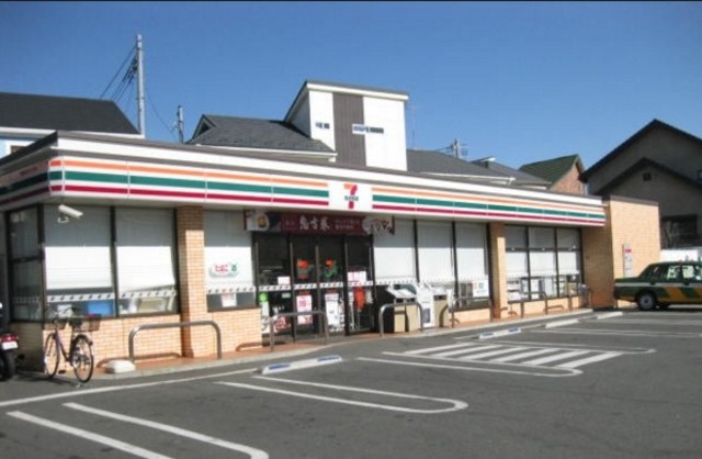 コンビニ　セブンイレブン高井戸東五日市街道店（コンビニ）まで417m