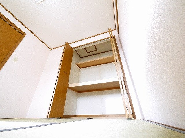 玄関　明るい玄関です