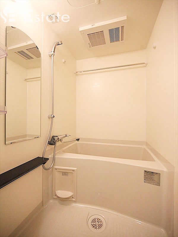 バス・シャワールーム　バスルーム