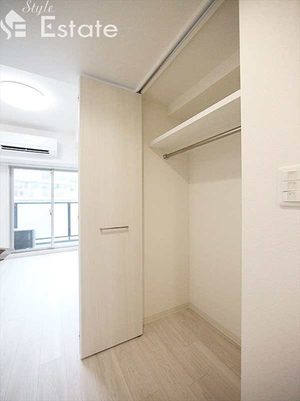 収納　クローゼット