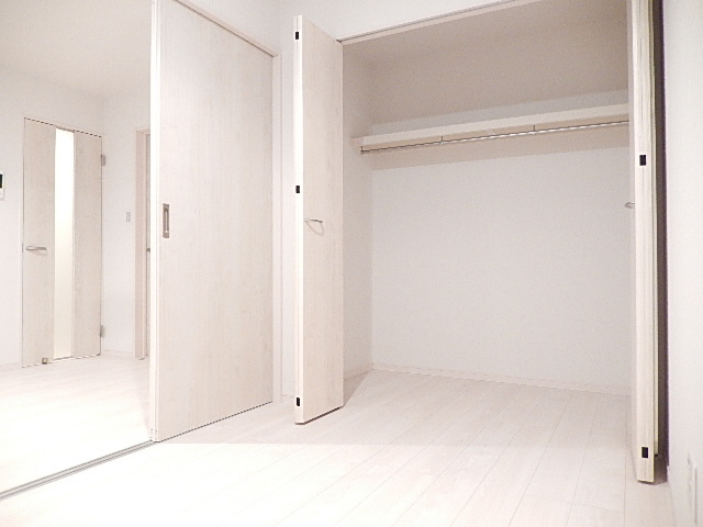 収納　同シリーズの画像参照