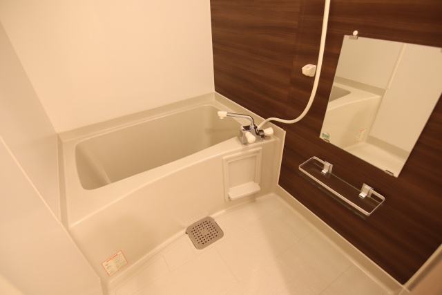 バス・シャワールーム　※別室の参考写真の為、現況優先です。