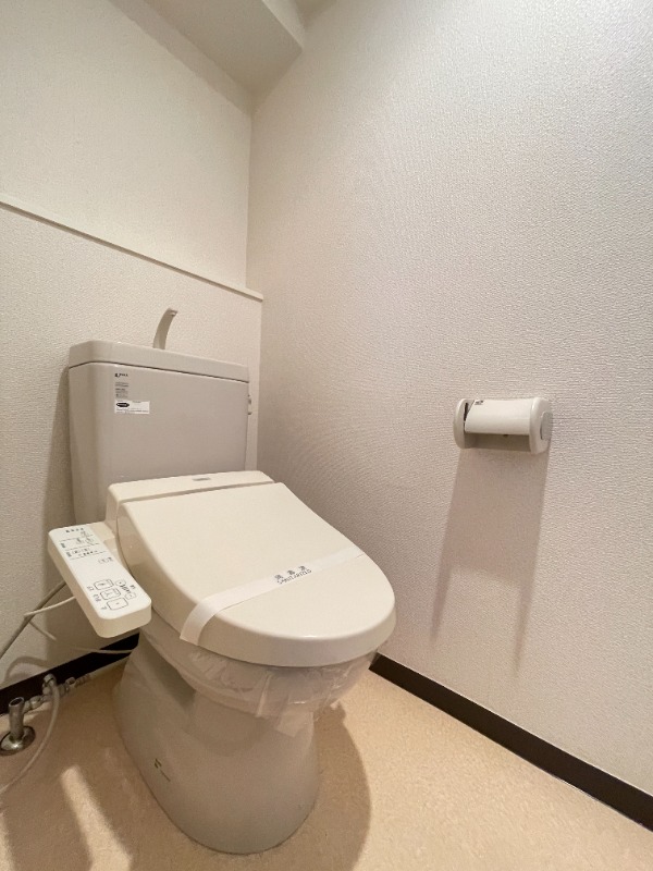 トイレ　※別号室写真使用