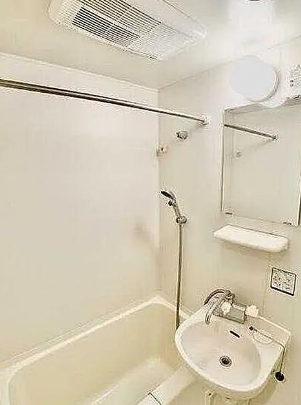 バス・シャワールーム　☆ゆったりくつろげるお風呂☆