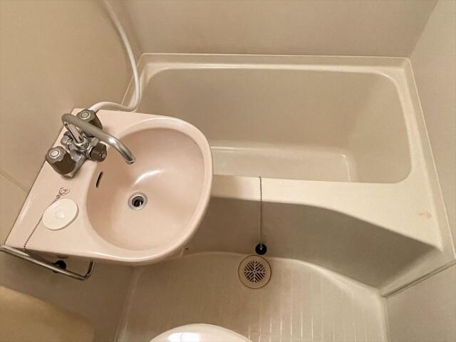 バス・シャワールーム　同タイプ参考写真?