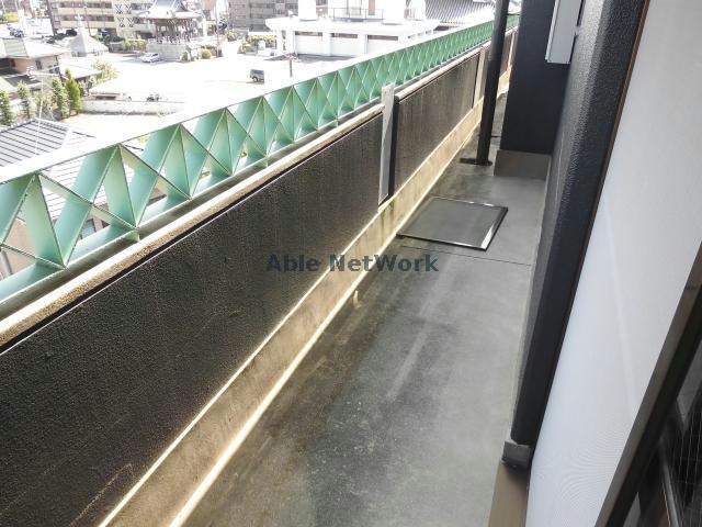 バルコニー　別部屋同型タイプ