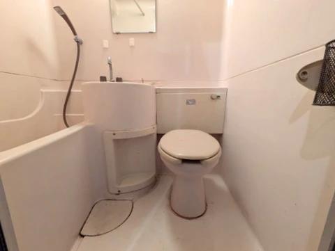 トイレ　※同タイプ、別のお部屋のイメージ写真です！