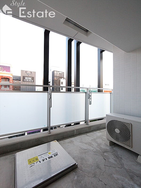 バルコニー　バルコニー