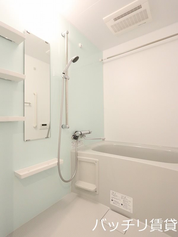 バス・シャワールーム　同シリーズタイプの為、現状を優先いたします