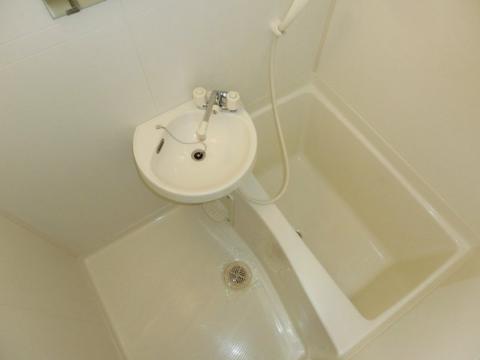 バス・シャワールーム　バス