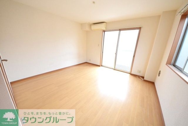 居室・リビング　お問合せはタウンハウジングまで！※現地待合わせ相談可能