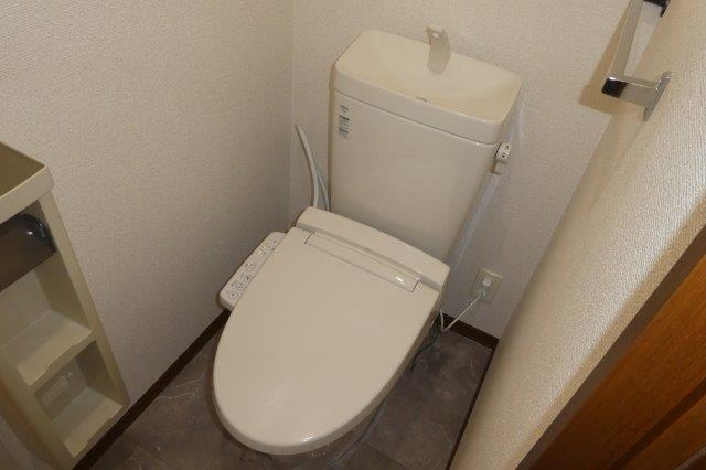 トイレ　ウォシュレット