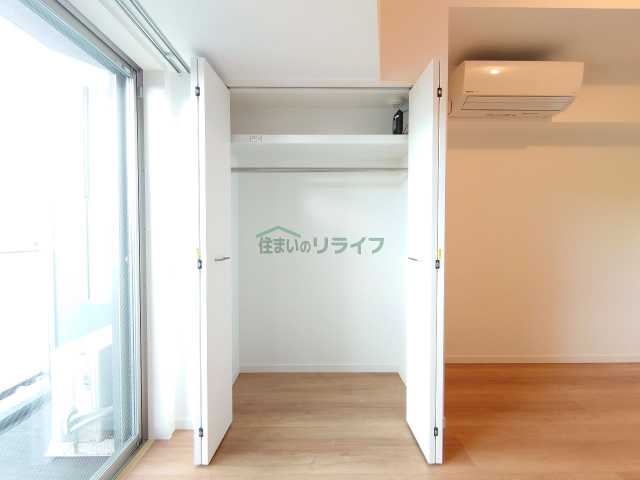 収納　ラティエラ練馬