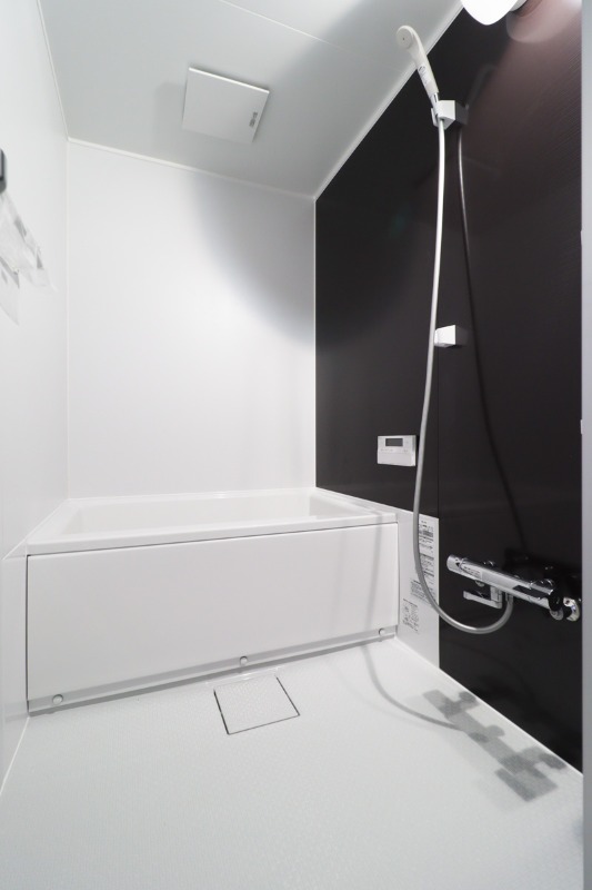 バス・シャワールーム　図面と現状に相違がある場合には現状を優先